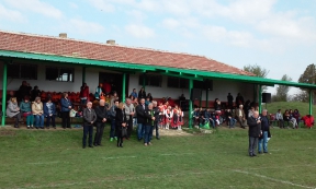 КМЕТЪТ НА ОБЩИНА ДОБРИЧКА НАГРАДИ ПЪРВЕНЦИТЕ В ПРАЗНИКА „ДА СПОРТУВАМЕ ЗАЕДНО“